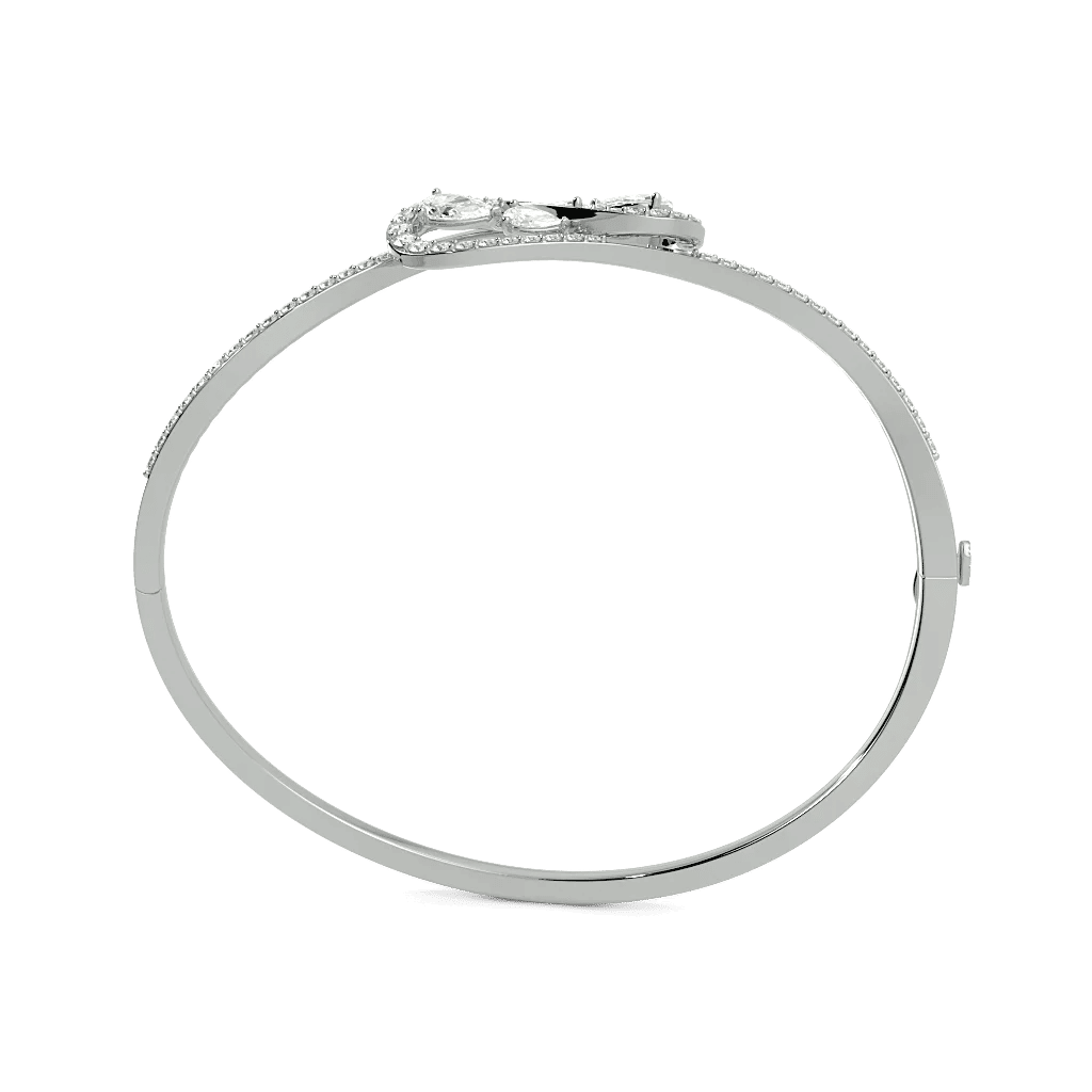 Grand Lissome Oval Bangle hover