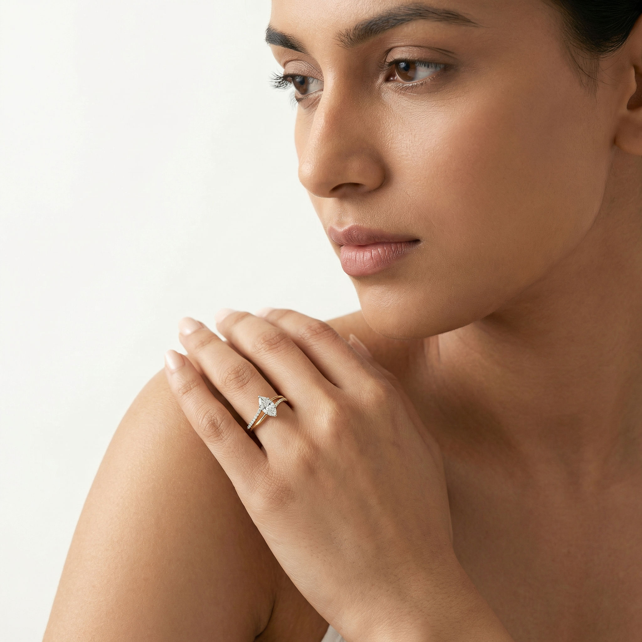 Crossline Marquise Ring hover