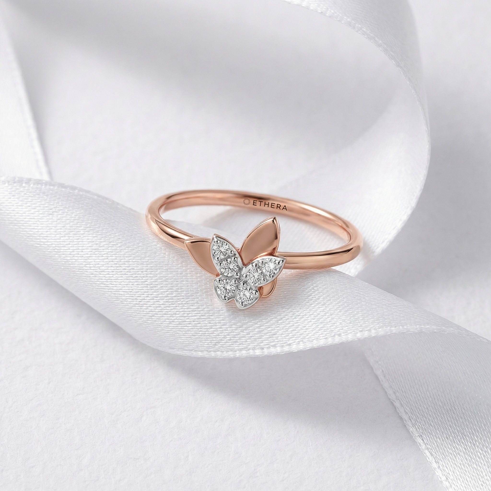 Papillon Glow Ring 2