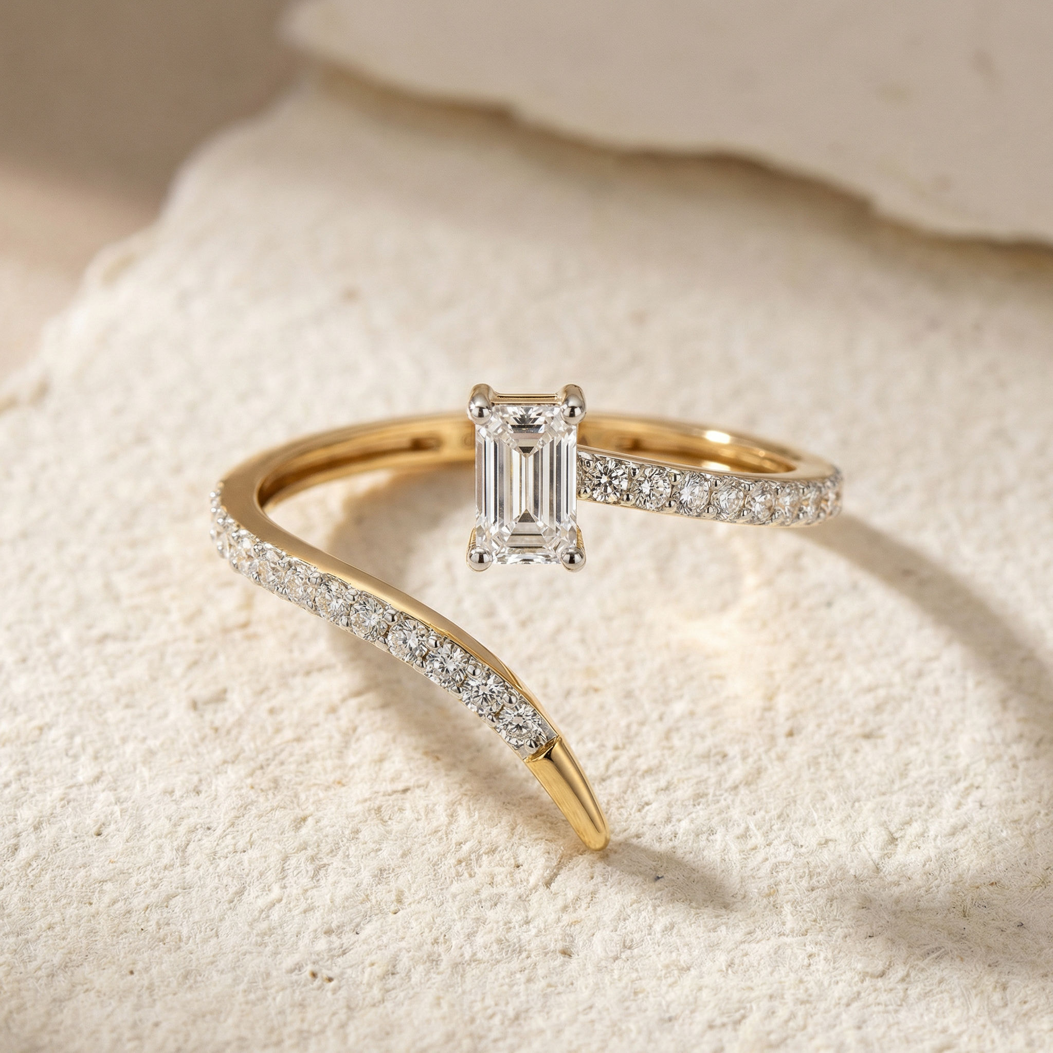 Aura Baguette Spiral Ring 2