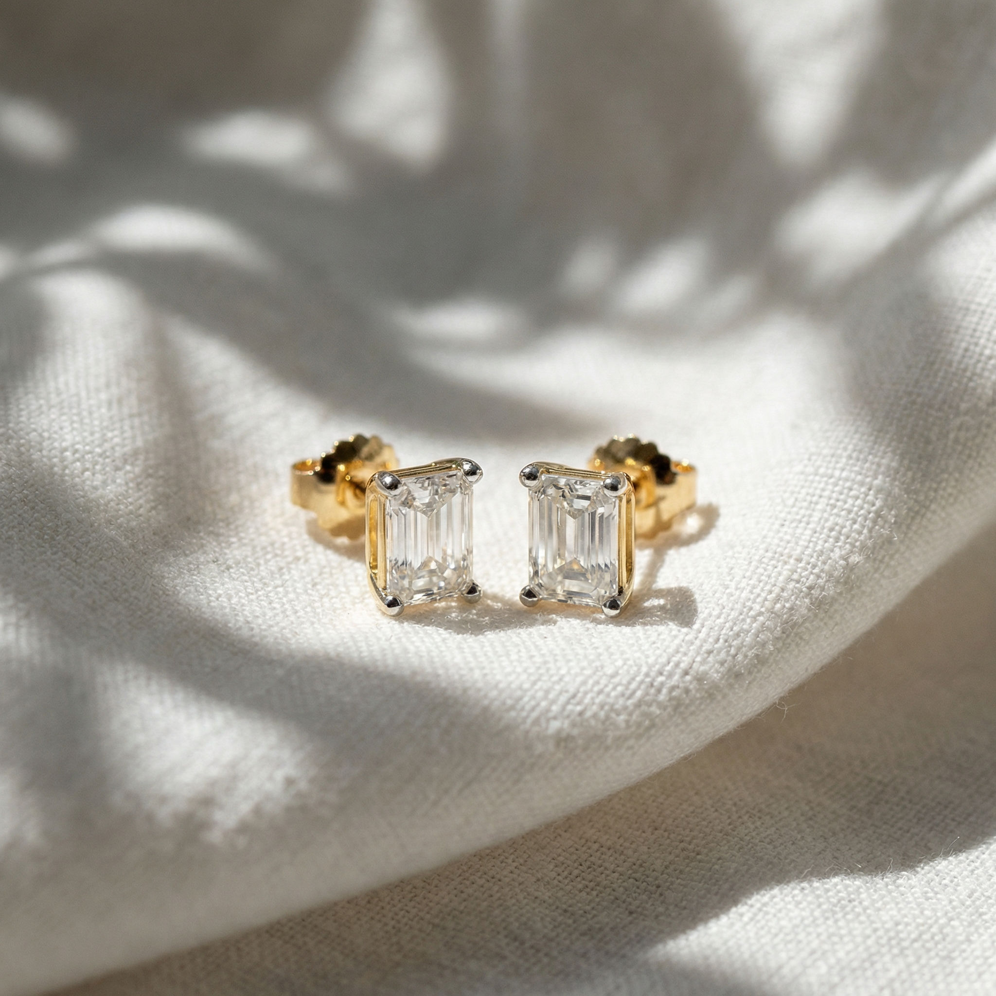 Fourfold Spark Stud Earrings 2