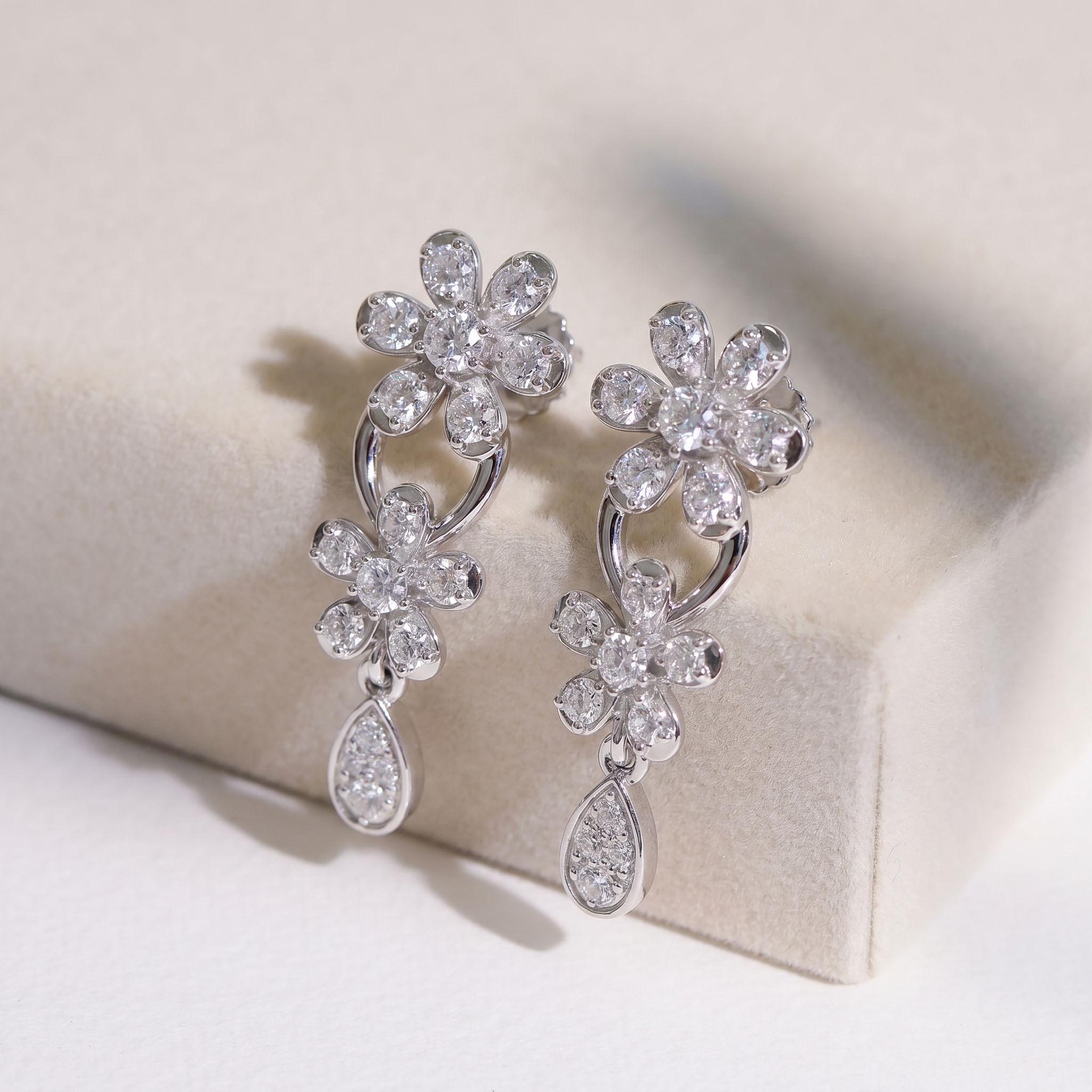 Bloomline Drop Earrings 3