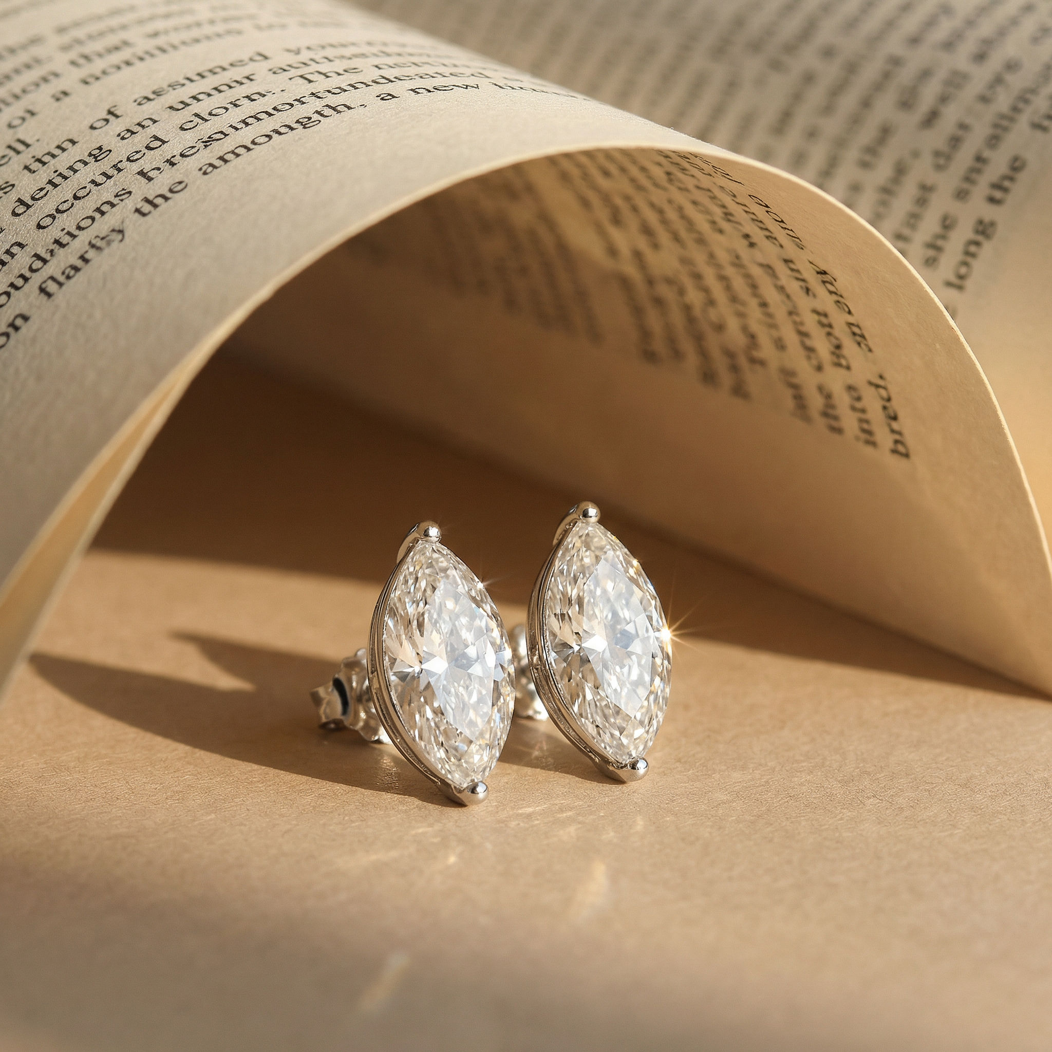 Glam Vibes Stud Earrings 2