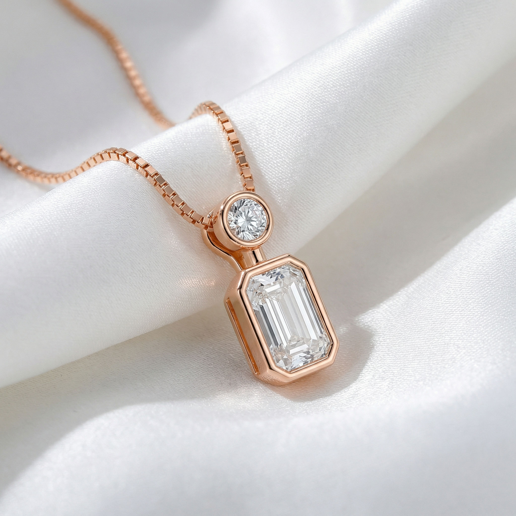 Deco Charm Pendant 1