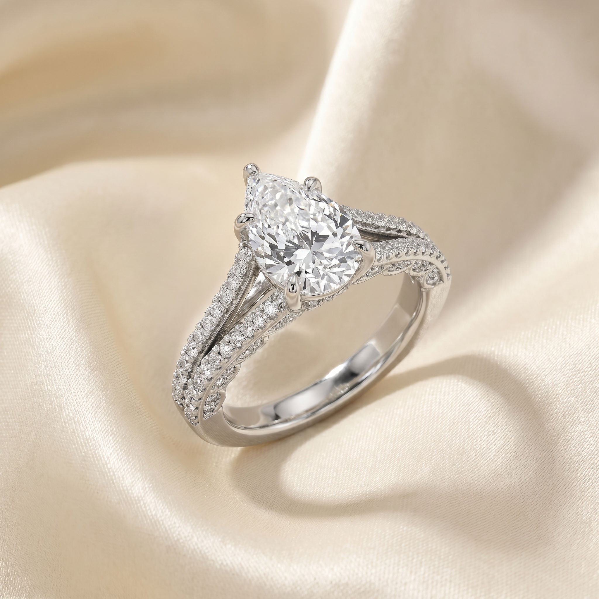 Luminous Pear Solitaire Ring 2
