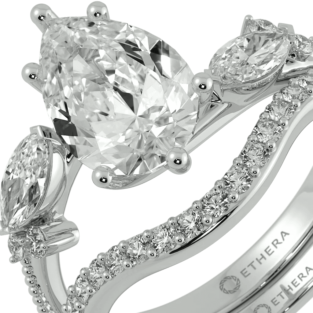 Crescent Flame Ring 3