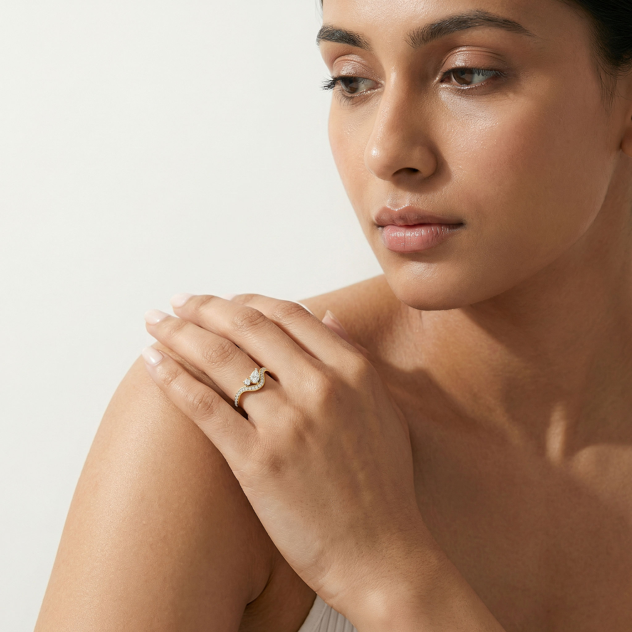 Ripple Gleam Ring hover