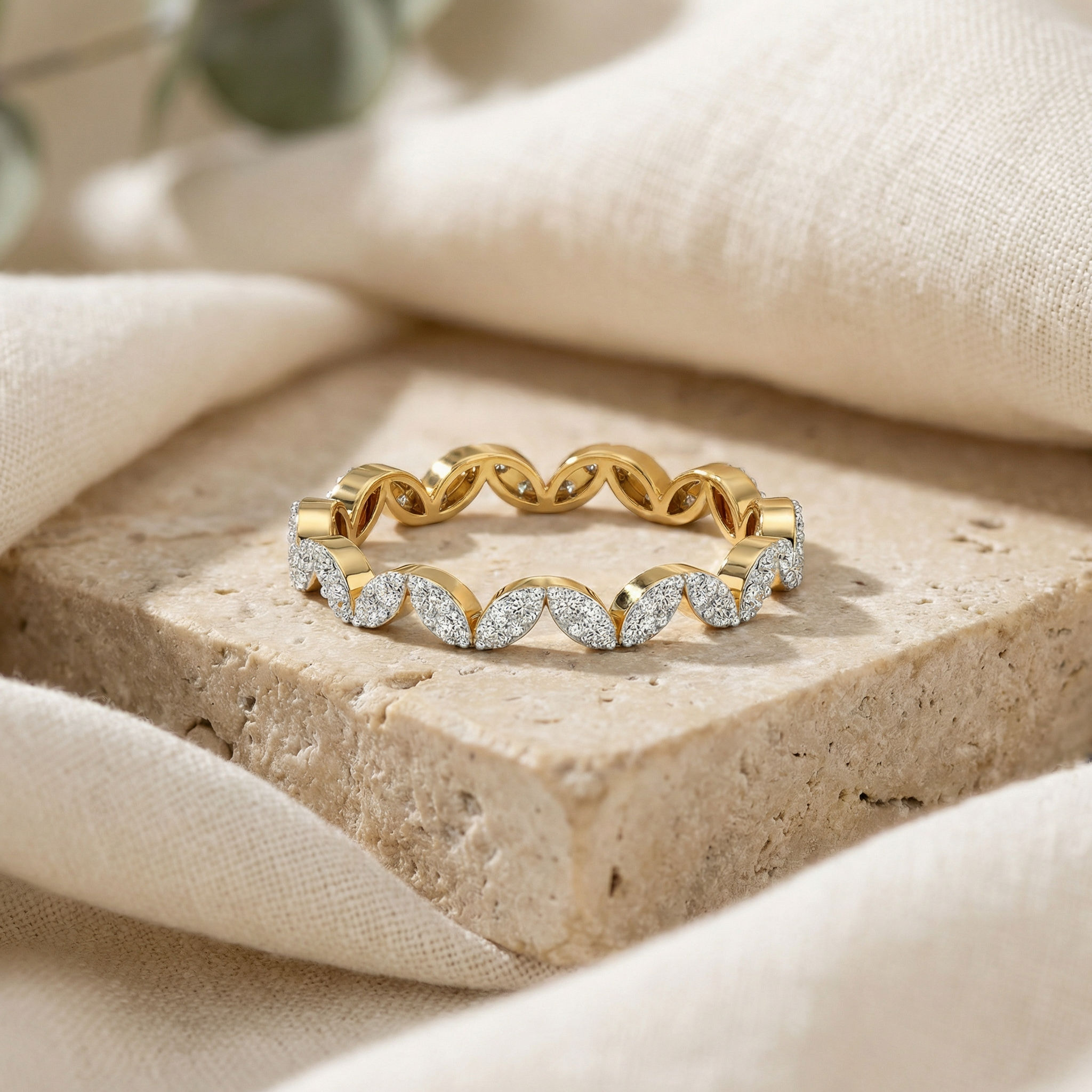 Marquise Twist Band 2