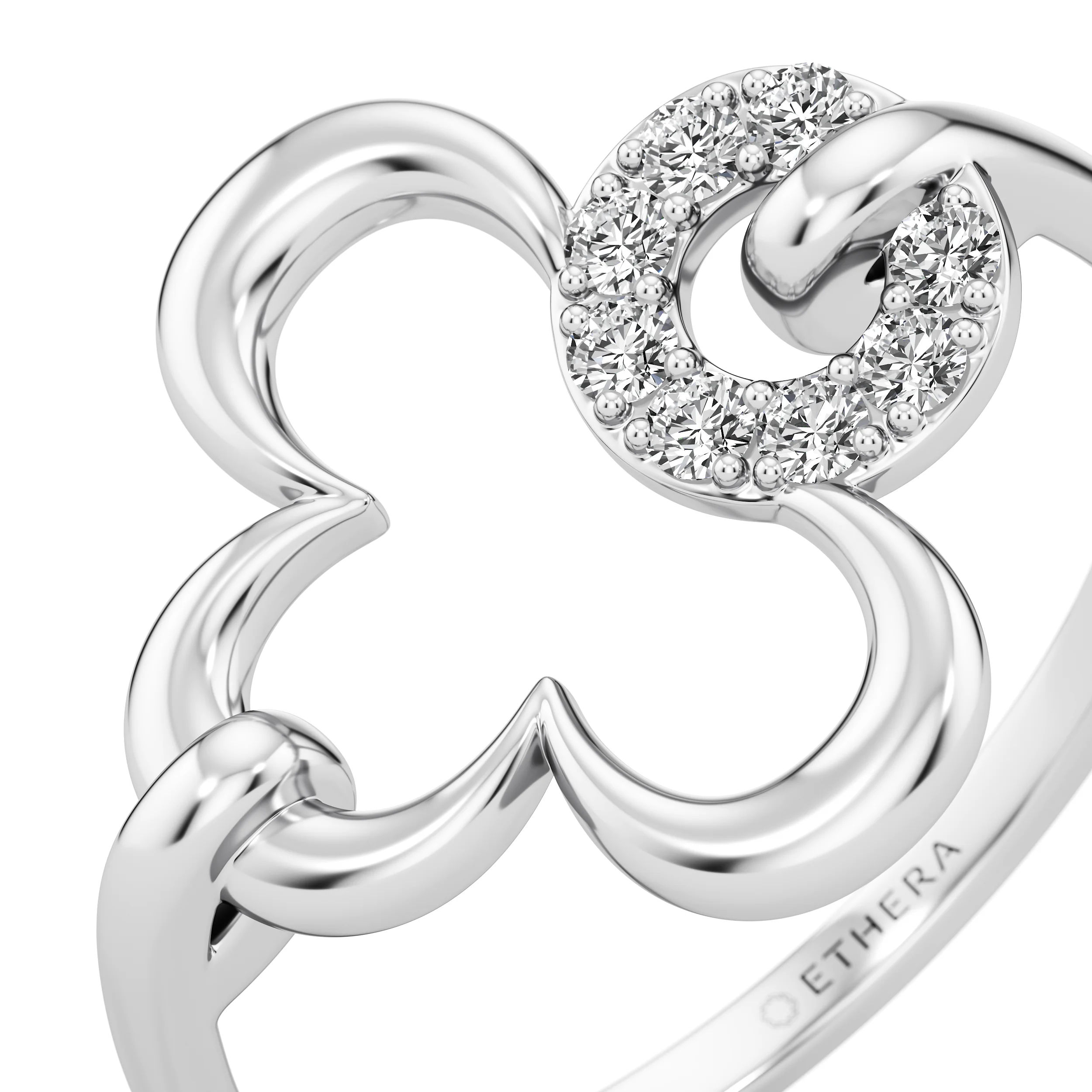 Cloverlink Ring 8