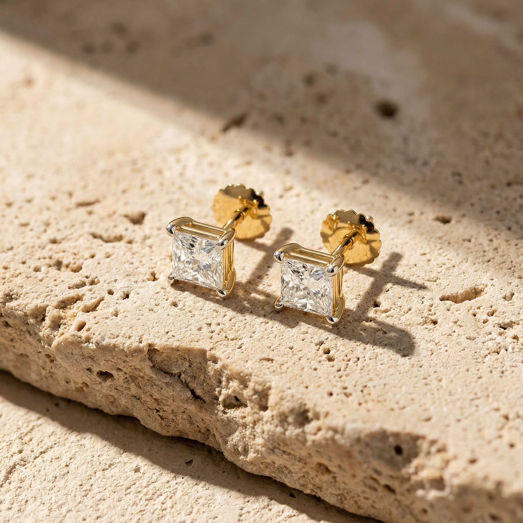 Pair Square Stud Earrings 3