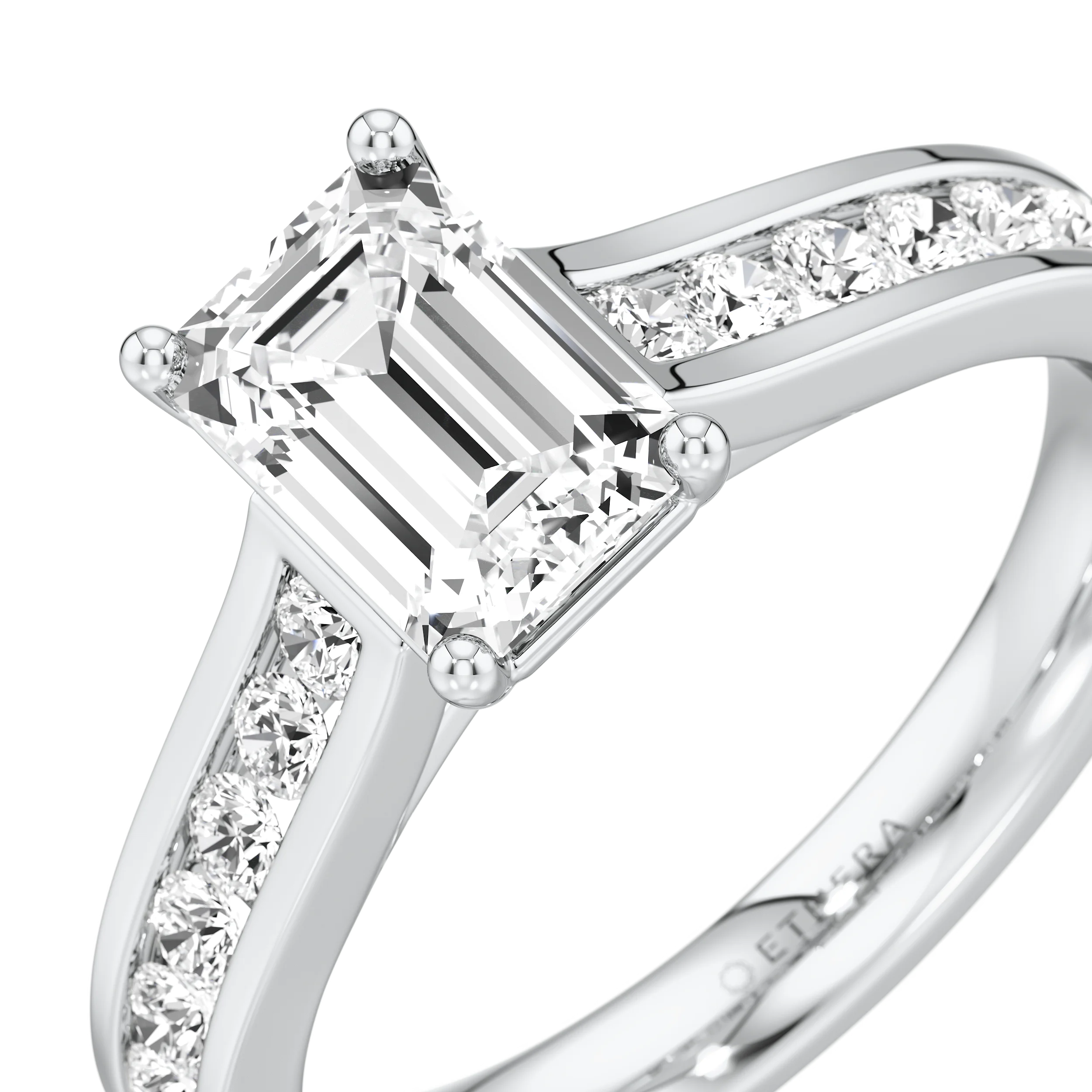 Brilliance Row Ring 7