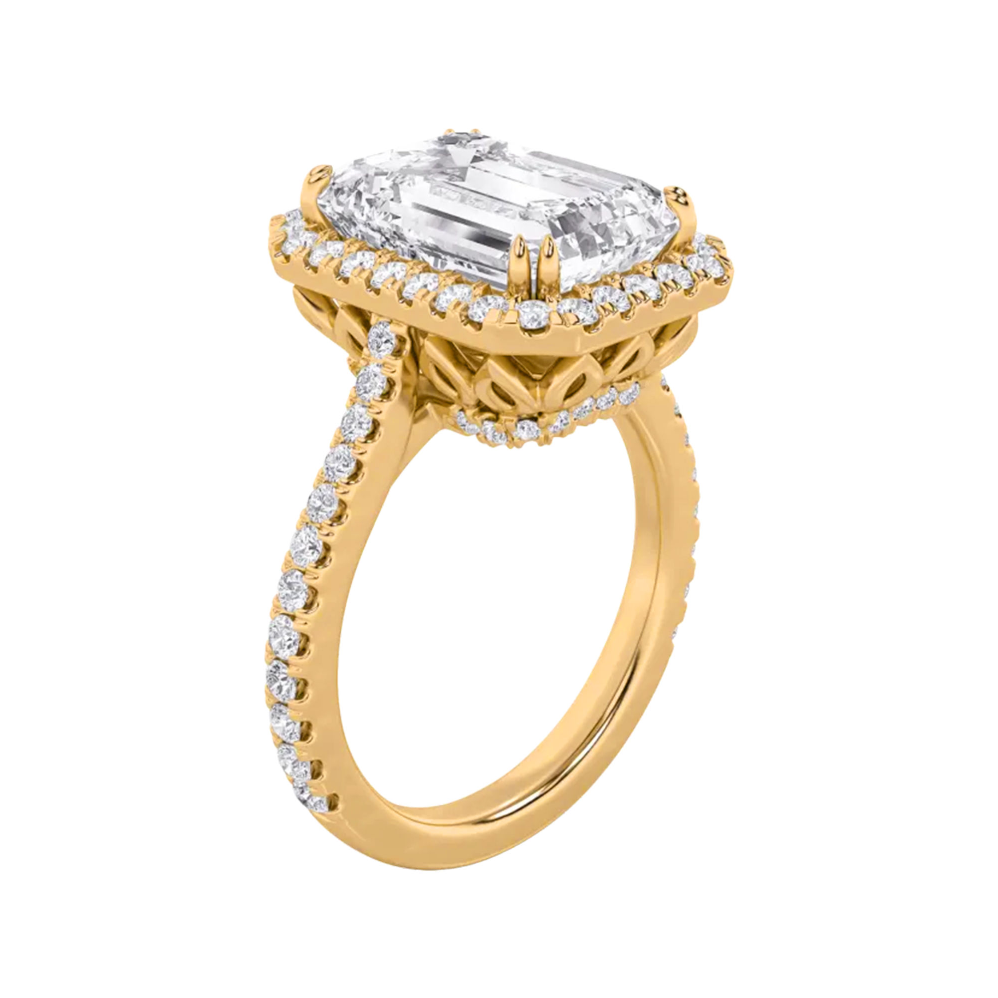 Regal Emerald Cocktail Ring 1