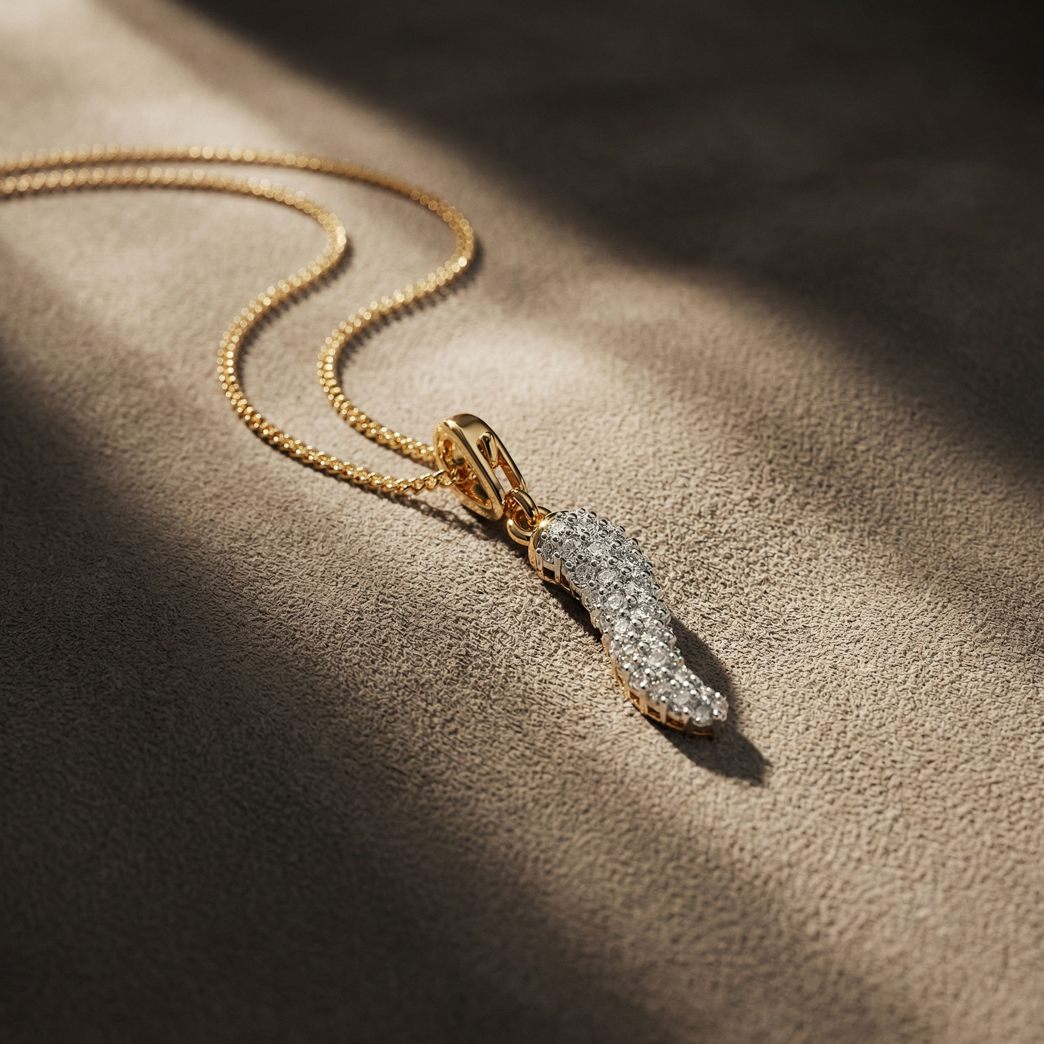 Paprika Pendant 2