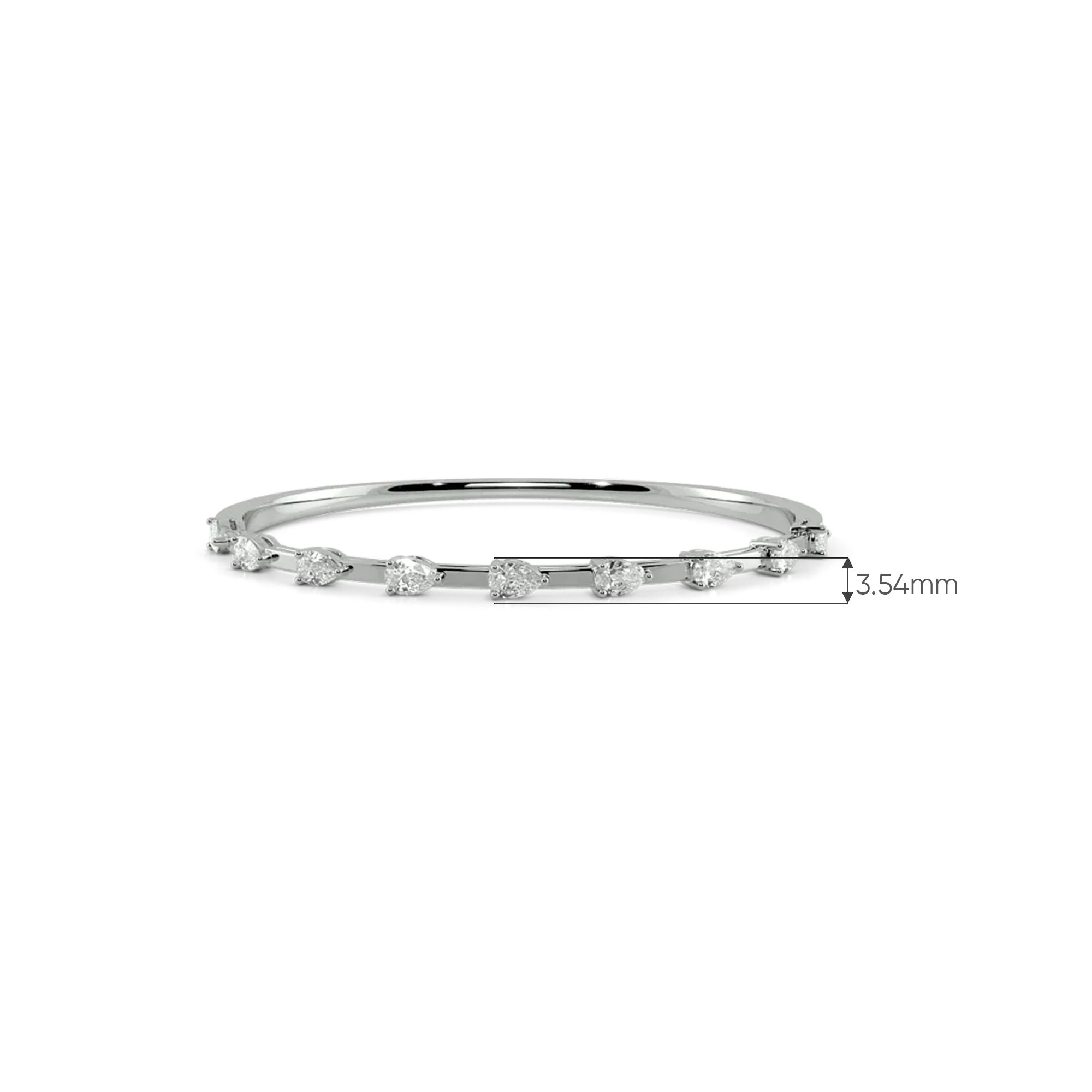 Luxe Scatter Oval Bangle 4