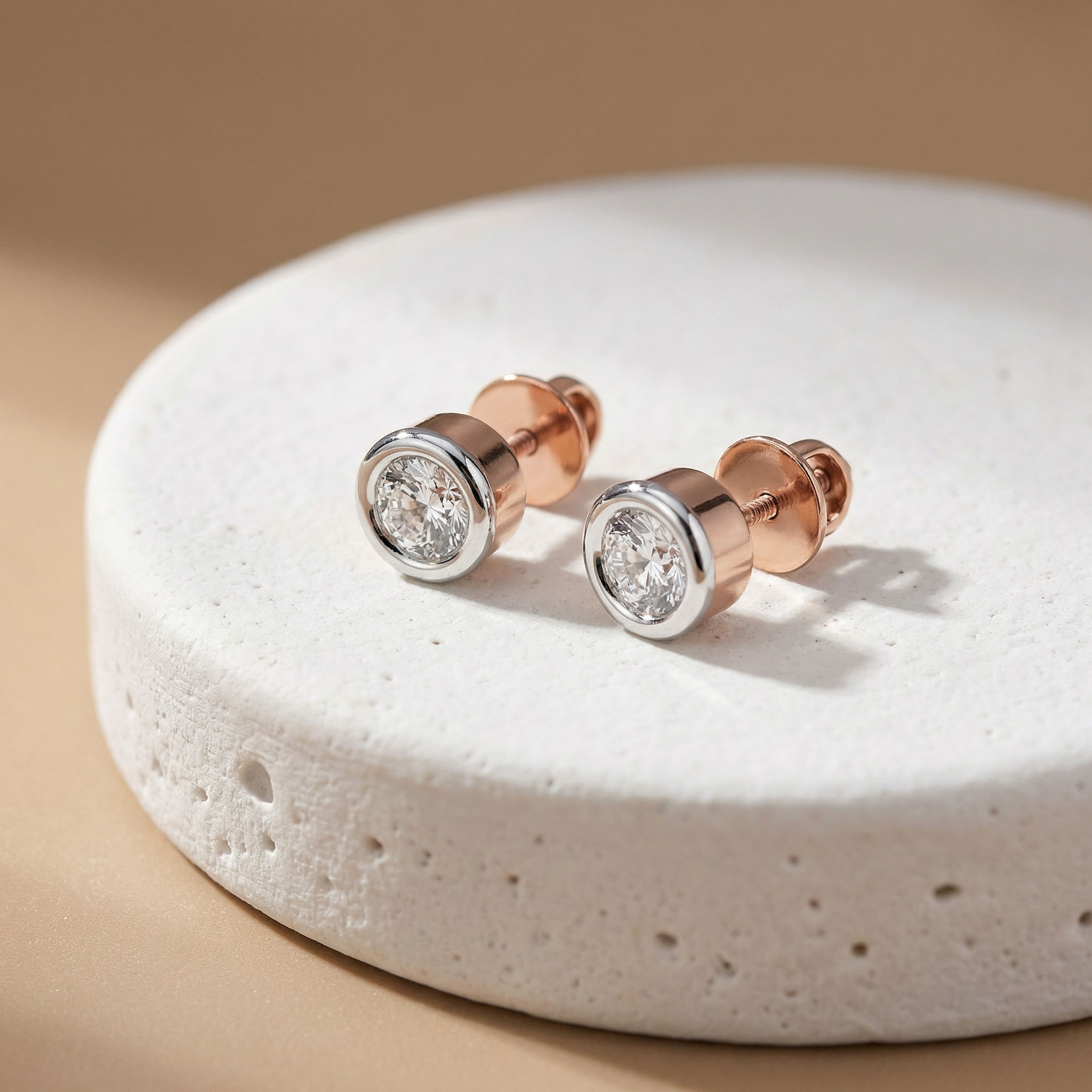 Aura Solitaire Studs 2