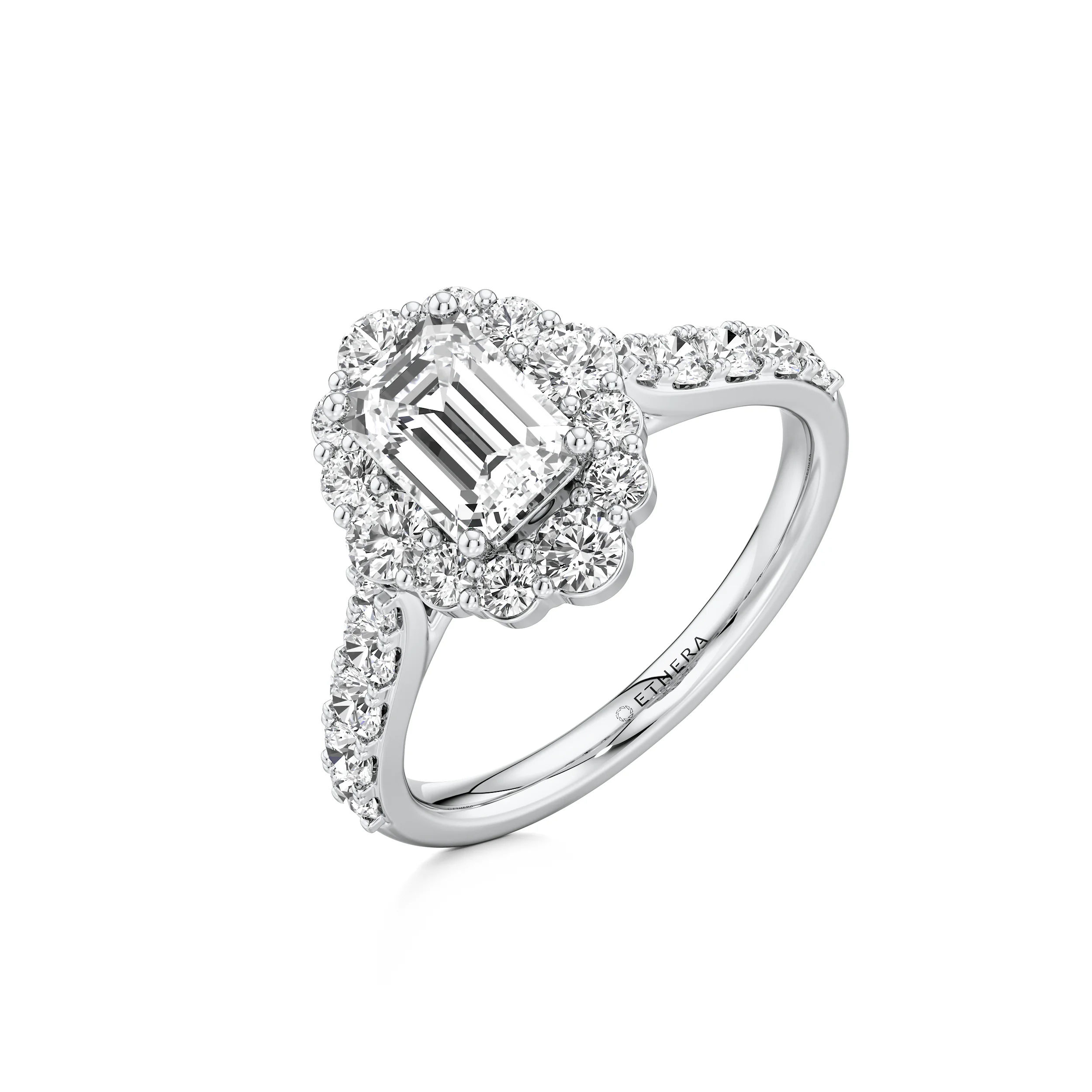 Royal Aura Solitaire Ring 6