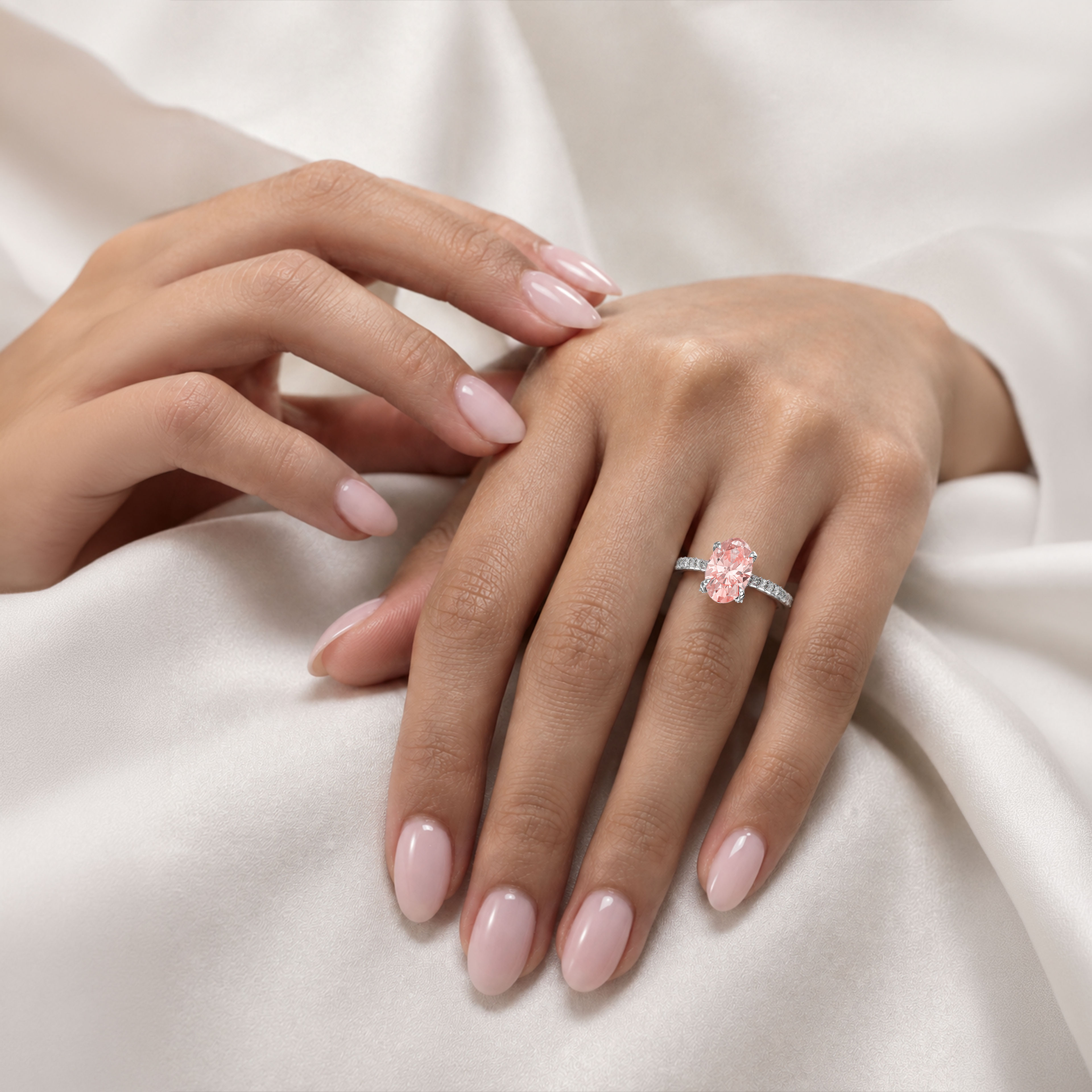 Oval Crest Pavé Ring