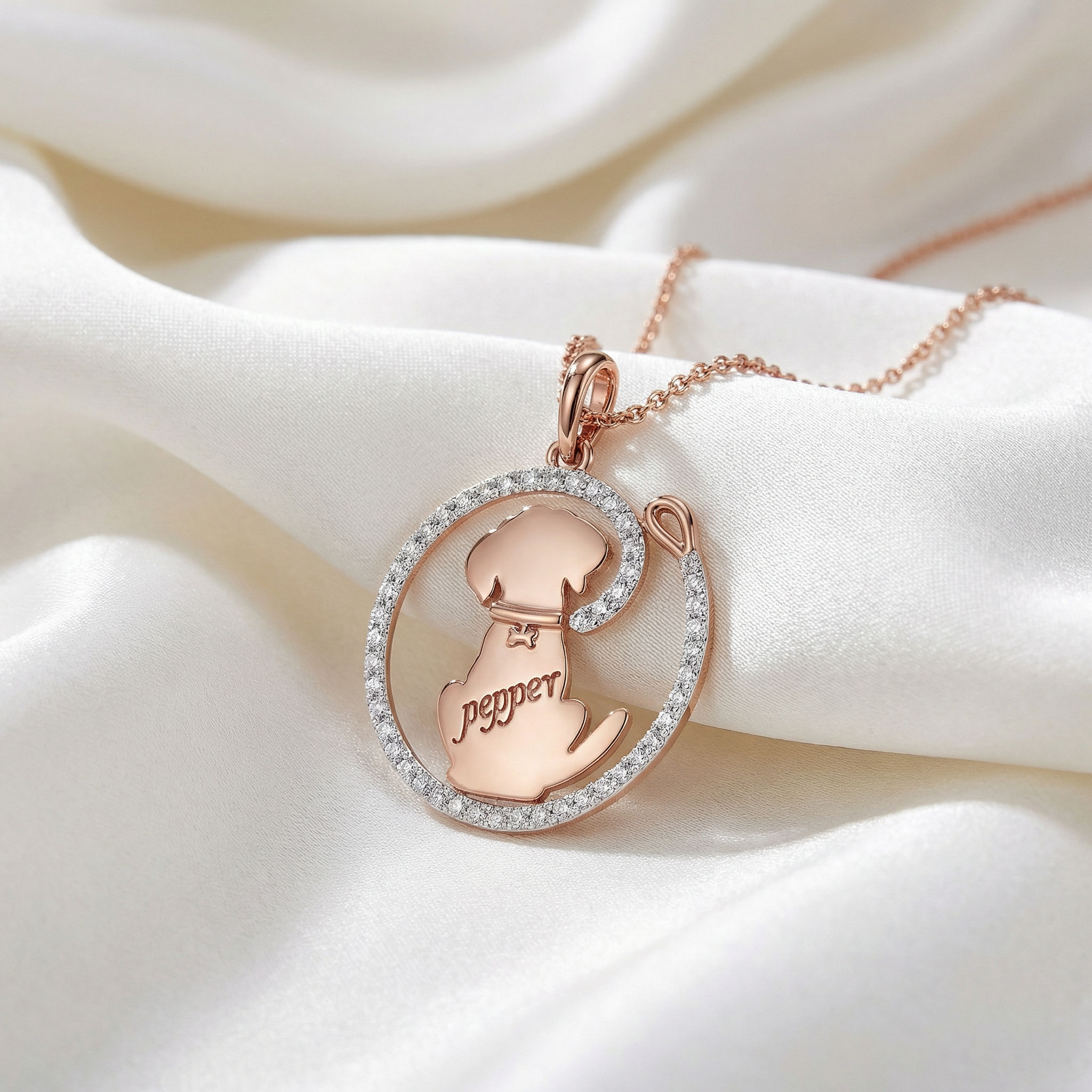 The Loyal Loop Pendant 2