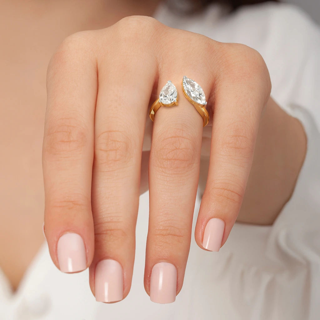 Two Of A Kind Toi et Moi Ring hover